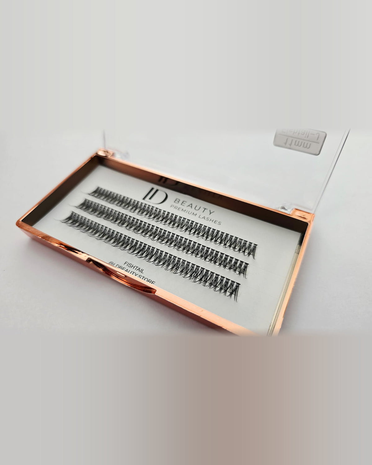 ID Beauty Premium Lashes - Fishtail J (11mm)